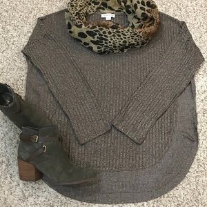 NEW w/TAG! NEVER WORN! Silky, light-weight top.